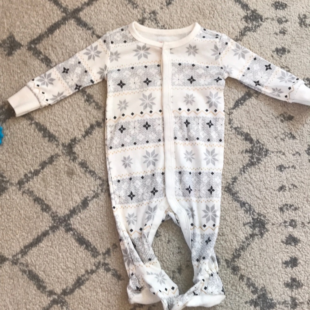 Snowflake footsie pajama